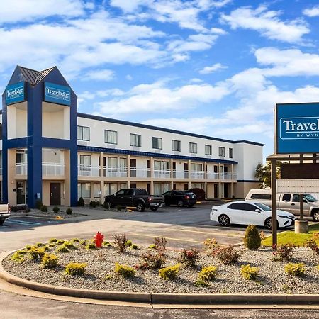 Travelodge By Wyndham Fort Wayne North Exterior foto