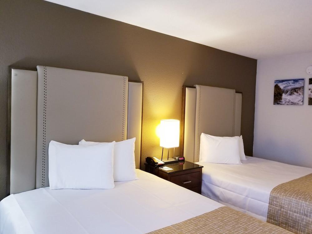 Travelodge By Wyndham Fort Wayne North Exterior foto